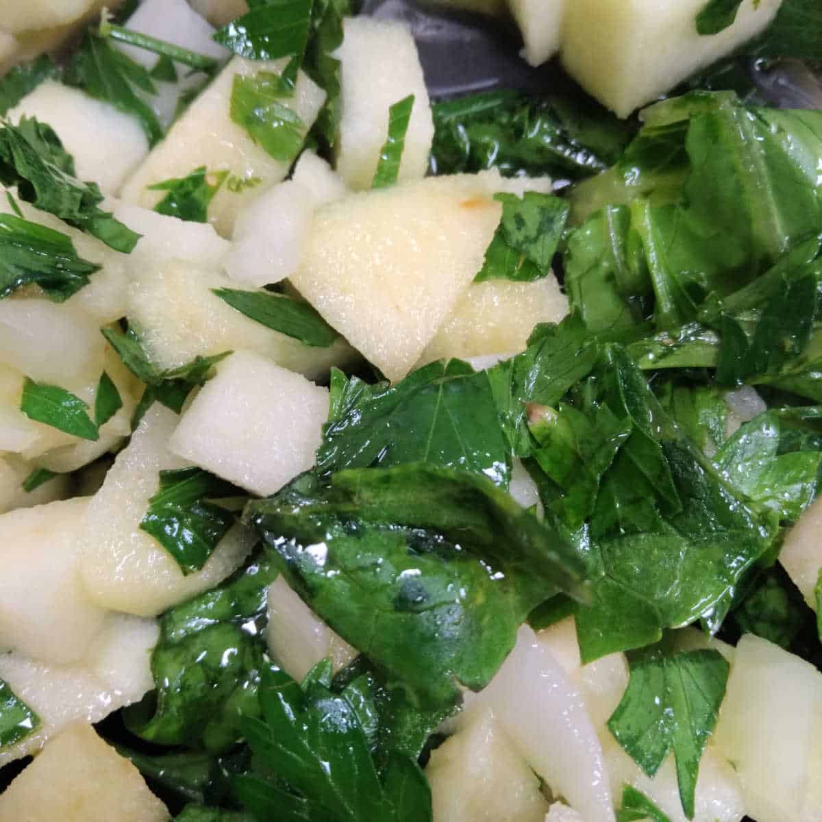 apple parsley salad closeup